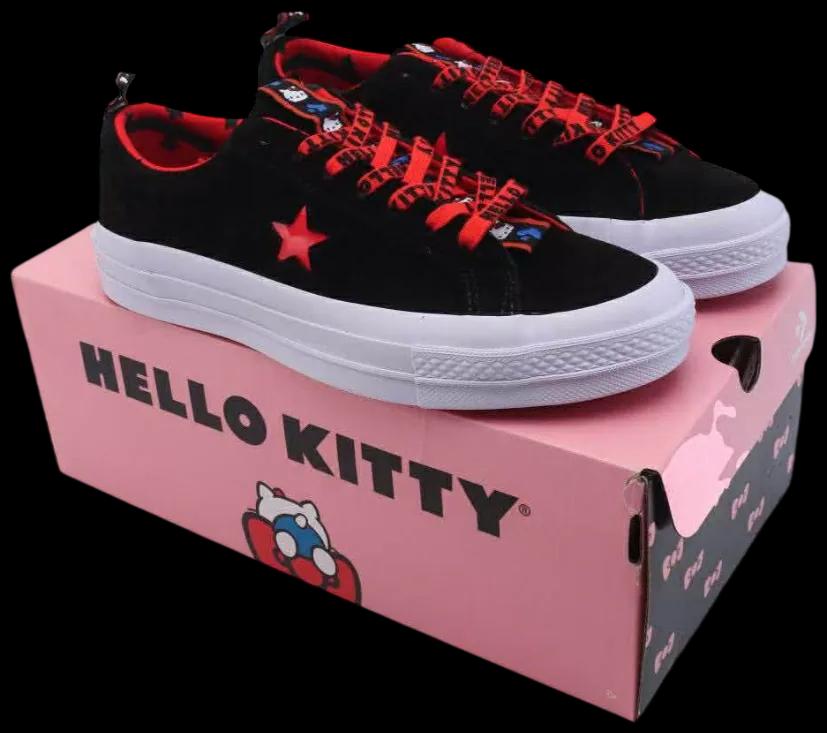 Converse x Hello Kitty Chuck Low Black